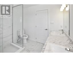 30 SPRUCE CRESCENT N - 25