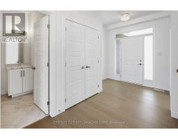 30 SPRUCE CRESCENT N - 9