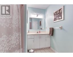 801 - 549 RIDOUT STREET N - 15