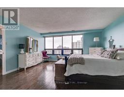 801 - 549 RIDOUT STREET N - 19