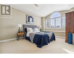 770 GARIBALDI AVENUE - 24
