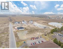 58 MOONLIGHT COURT - 17