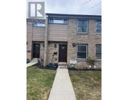 646 WONDERLAND ROAD - 1
