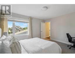 1552 SANDRIDGE AVENUE - 29
