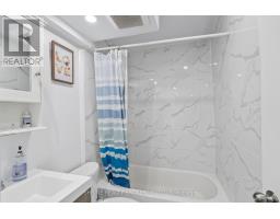 1552 SANDRIDGE AVENUE - 40