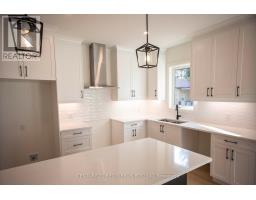 6 - 430 HEAD STREET N - 19