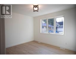 6 - 430 HEAD STREET N - 23