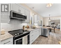 43 STONERIDGE CRESCENT - 13