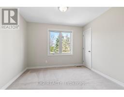 43 STONERIDGE CRESCENT - 30