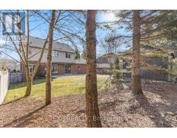 43 STONERIDGE CRESCENT - 43