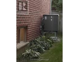 43 STONERIDGE CRESCENT - 45