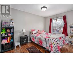 297 ADMIRAL DRIVE - 18