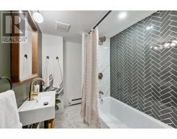 372 MORNINGTON AVENUE - 14