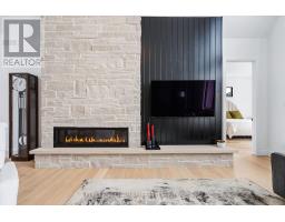 490 EAGLETRACE DRIVE - 10