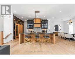 490 EAGLETRACE DRIVE - 16