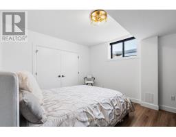 490 EAGLETRACE DRIVE - 38