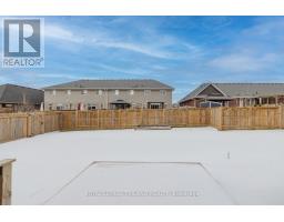 9 CHARTER CREEK COURT - 35