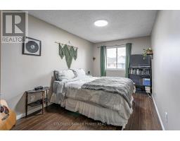 21 - 1096 JALNA BOULEVARD - 14