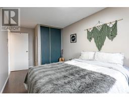 21 - 1096 JALNA BOULEVARD - 15