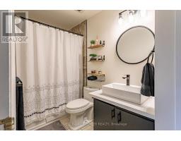21 - 1096 JALNA BOULEVARD - 20