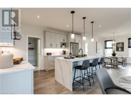 61 KELLY DRIVE - 17