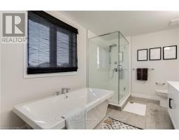 61 KELLY DRIVE - 28