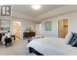 61 KELLY DRIVE - 32