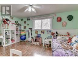 29 - 847 SOUTHDALE ROAD E - 16