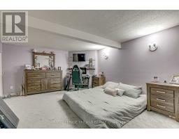 29 - 847 SOUTHDALE ROAD E - 22