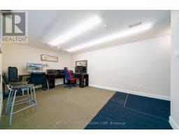 215 BEATTIE STREET - 14