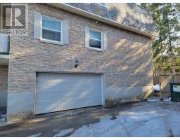 4 - 109 WESTMOUNT ROAD N - 11