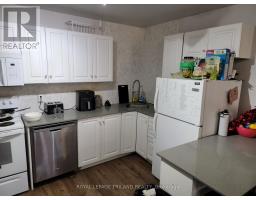 4 - 109 WESTMOUNT ROAD N - 3