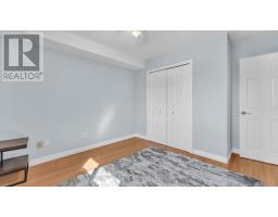 199 HIGHVIEW AVENUE W - 18