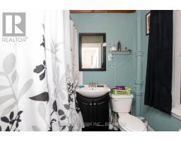 666 LORNE AVENUE - 14