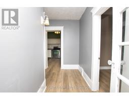 666 LORNE AVENUE - 21