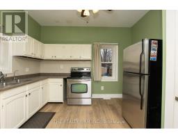 666 LORNE AVENUE - 28