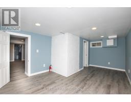 666 LORNE AVENUE - 32