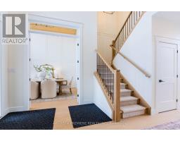 71 BASIL CRESCENT - 32