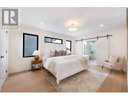 71 BASIL CRESCENT - 34