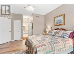 35 - 1555 HIGHBURY AVENUE - 21