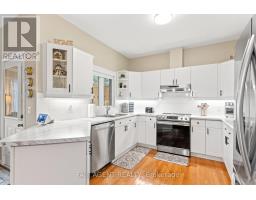 35 - 1555 HIGHBURY AVENUE - 9