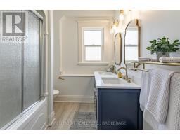 245 TECUMSEH AVENUE E - 25