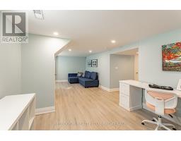 245 TECUMSEH AVENUE E - 35