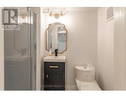245 TECUMSEH AVENUE E - 37