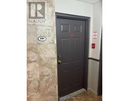 101 - 75 HUXLEY STREET - 7