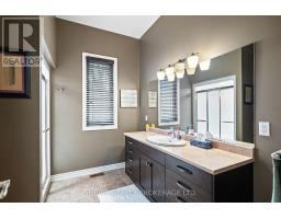 2529 NAPPERTON DRIVE - 32