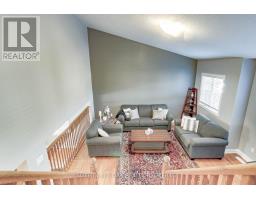36 - 400 SKYLINE AVENUE - 12