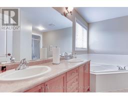 36 - 400 SKYLINE AVENUE - 17