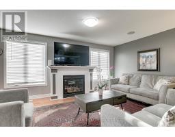 36 - 400 SKYLINE AVENUE - 2