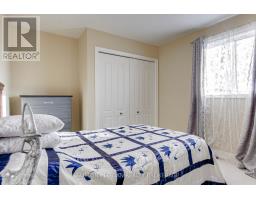 36 - 400 SKYLINE AVENUE - 22